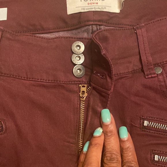 Maroon Torrid Denim jeggings - Picture 6 of 6